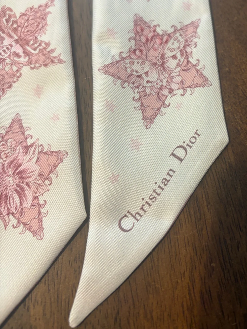 CHRISTIAN DIOR NWT Lucky Star Silk Mitzah Scarf Twilly Twill Pink White